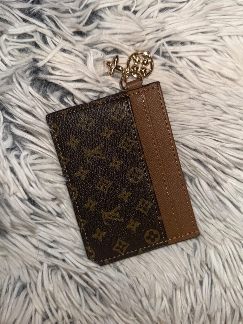 Wallets, Cardholder, & Keychain - Picture 8 of 11